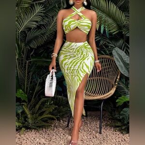 (2) piece lime green and white floral skirt set XL